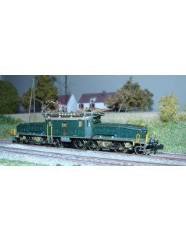 SBB green Ce 6/8 III locomotive wheatered