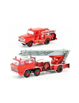 Set of 2 fire trucks
