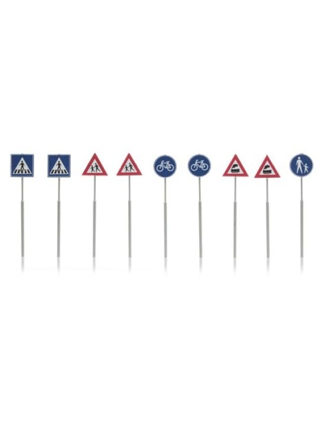 Jeu de 9 panneaux de signalisation urbains