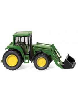 John Deere 6820S tractor with shovel